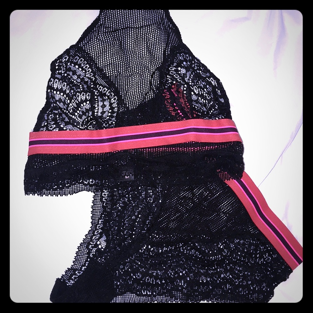 NWOT VS Lace set